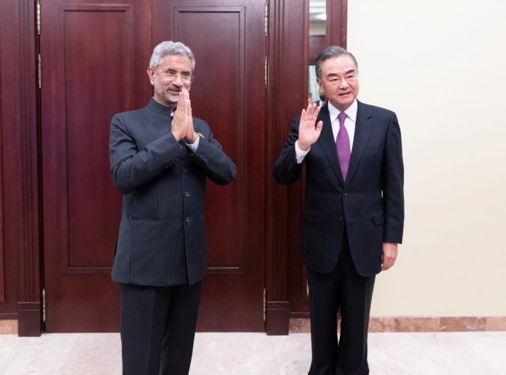 Chinese State Councilor and Foreign Minister Wang meets Indian Foreign Minister Jaishankar in Moscow