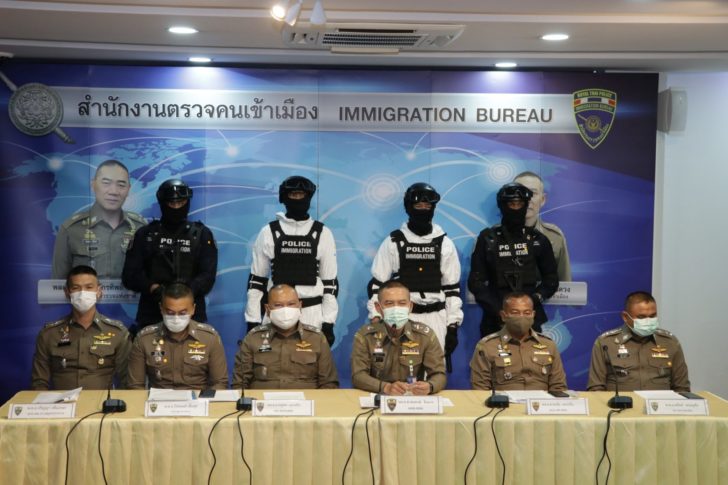 ตม.แถลงจับต่างด้าว
