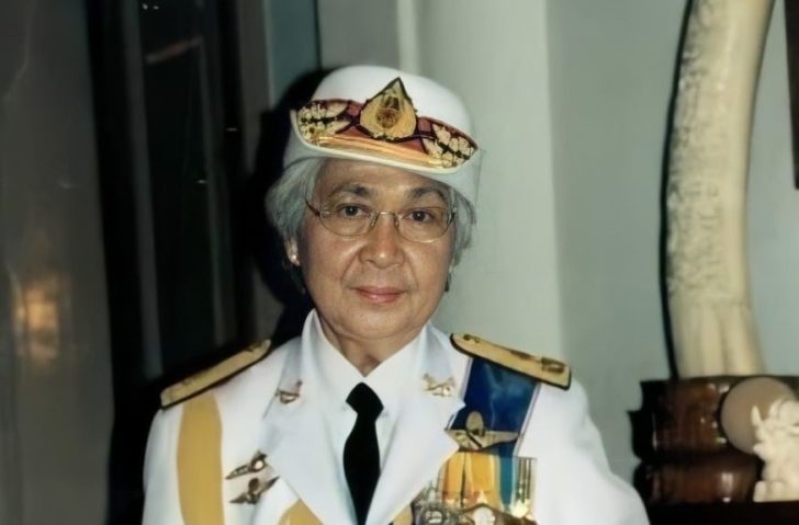 พี่เลี้ยง