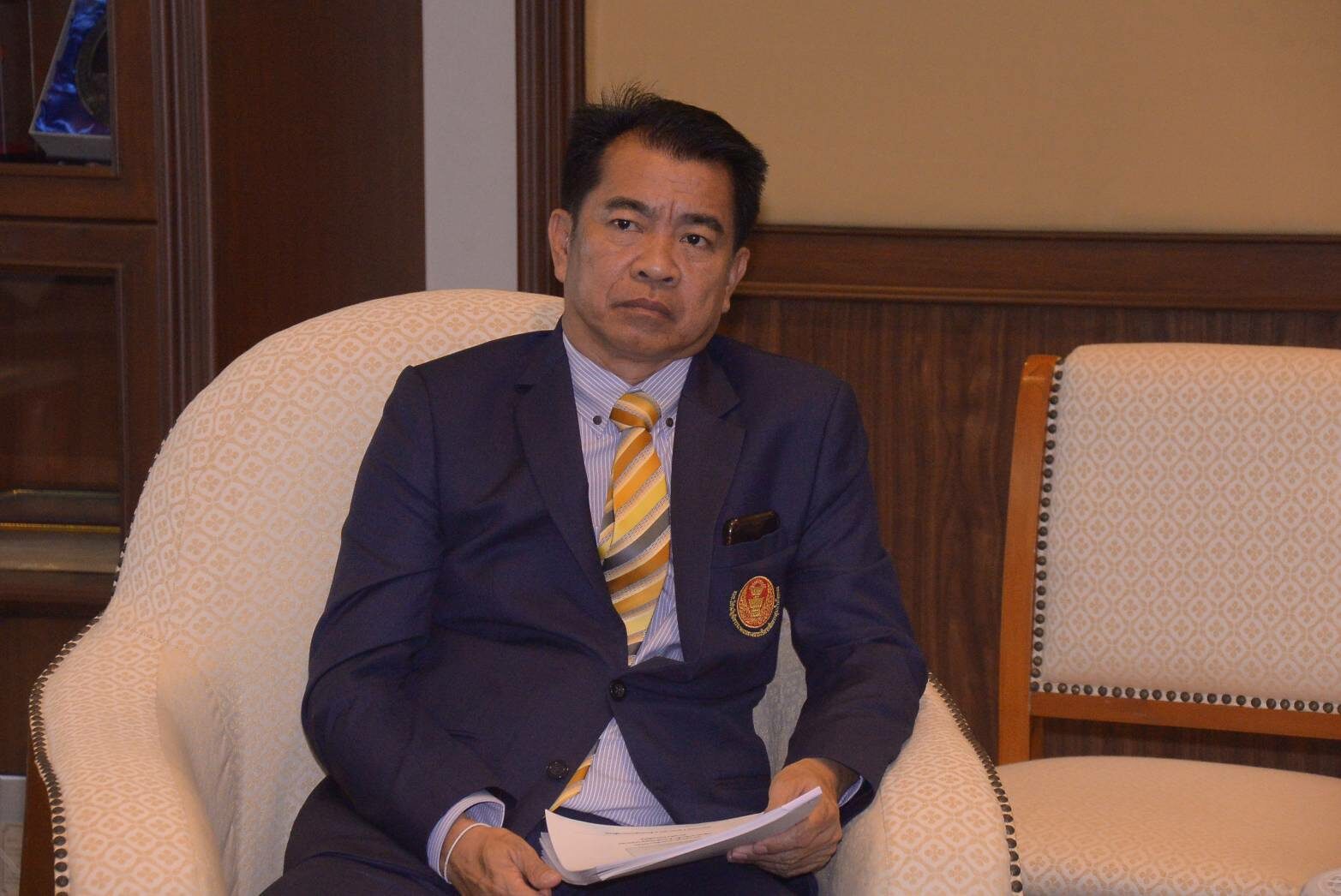 นายเลิศชาย หอบรรลือกิจ นายกสมาคมอนุรักษ์และพัฒนาไก่ไทย