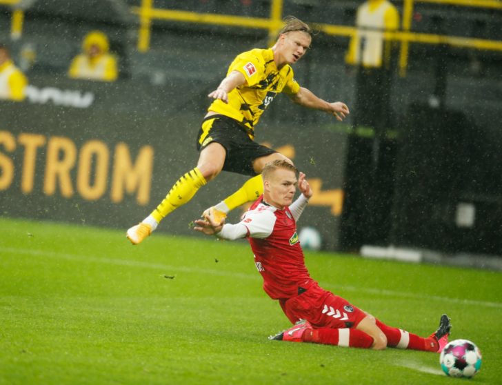 2020-10-03T140337Z_2063070971_UP1EGA31321CP_RTRMADP_3_SOCCER-GERMANY-DOR-SCF-REPORT
