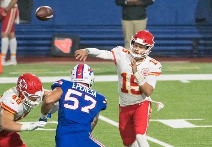 NFL: Kansas City Chiefs at Buffalo Bills