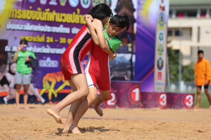 5D3_0069_2s4w This image is not belong to us