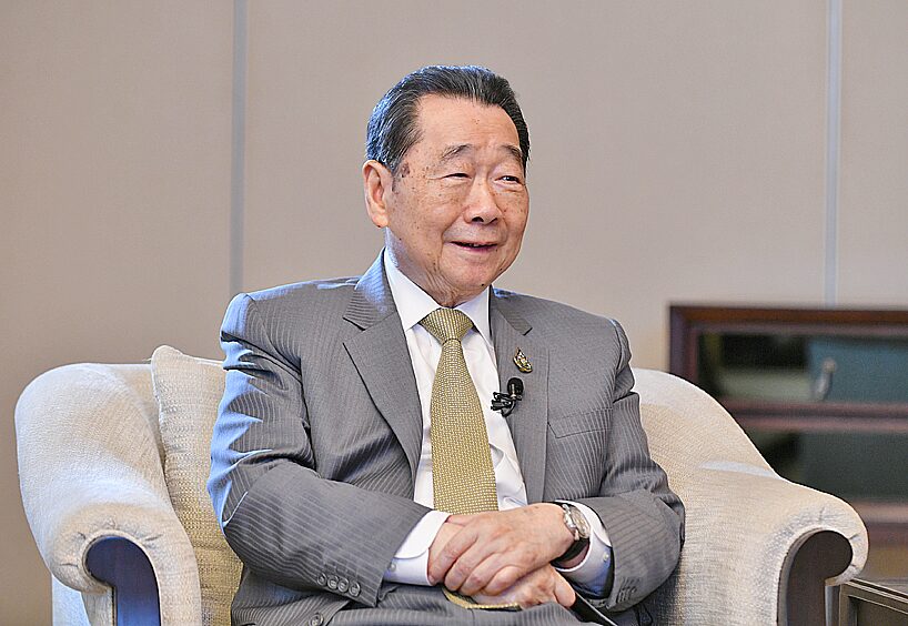 คอฟฟี่เบรก : ไม่ปฏิวัติ ในโอกาสเปิดให้เข้าฟังมุมมองต่อสถานการณ์เศรษฐกิจ