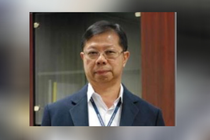 วิวัฒน์-เสนีย์มโนมัย