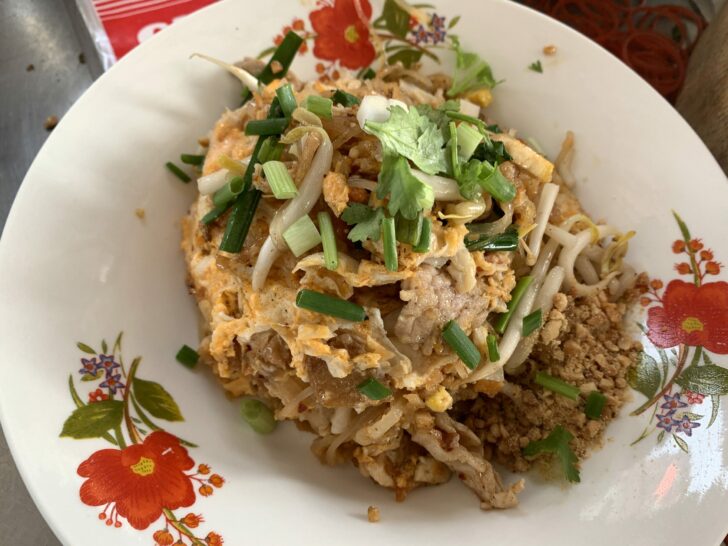 02.ผัดไทยหมู