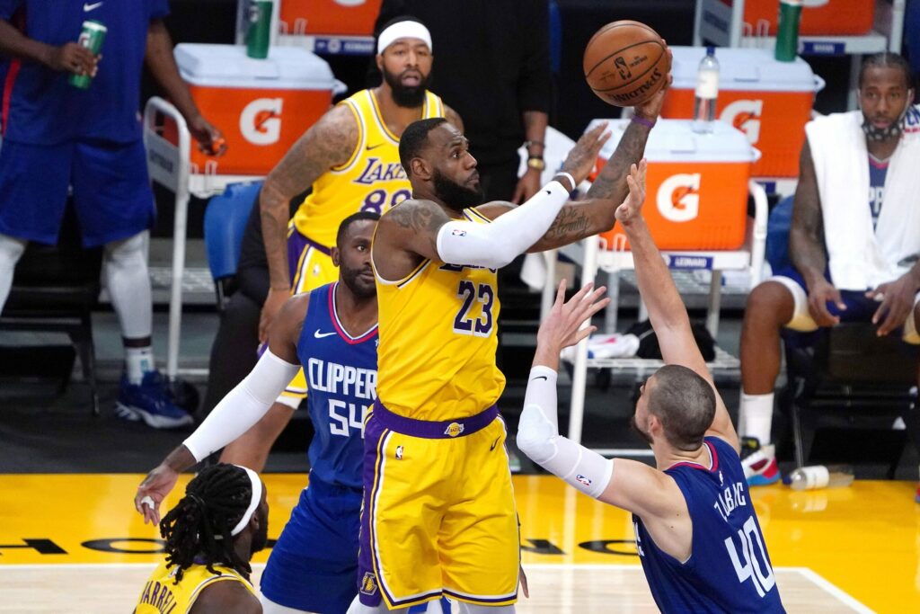 NBA: Los Angeles Clippers at Los Angeles Lakers