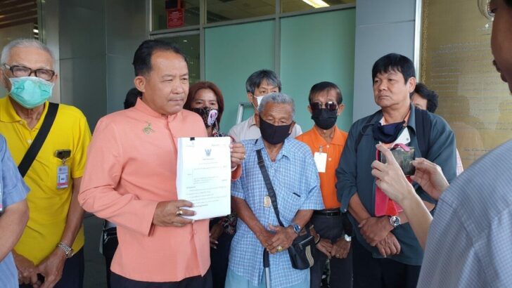 นายศรีสุวรรณ จรรยา