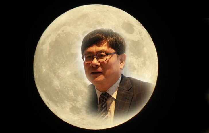 แฟลช20ธ.ค. คอลัมน์แฟลชสปีช : เอนก เหล่าธรรมทัศน์ ภาระสร้างความหวัง