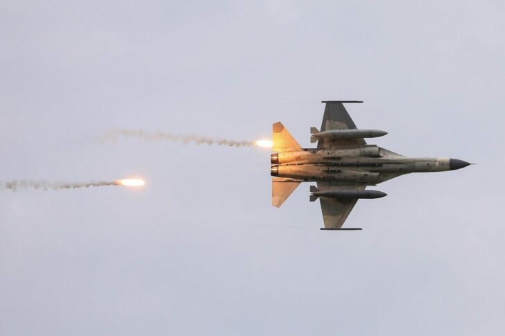 FILE PHOTO: Special Report HONGKONG-TAIWAN/MILITARY