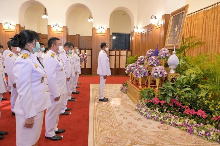 ถวายพระพร