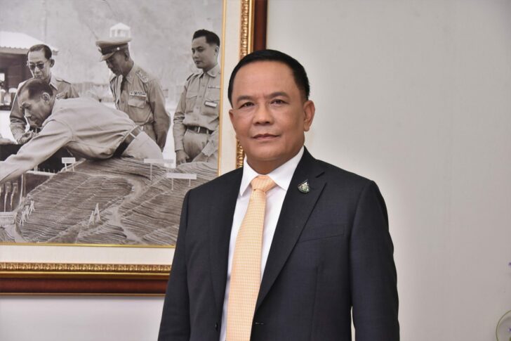 นายประพิศ จันทร์มา