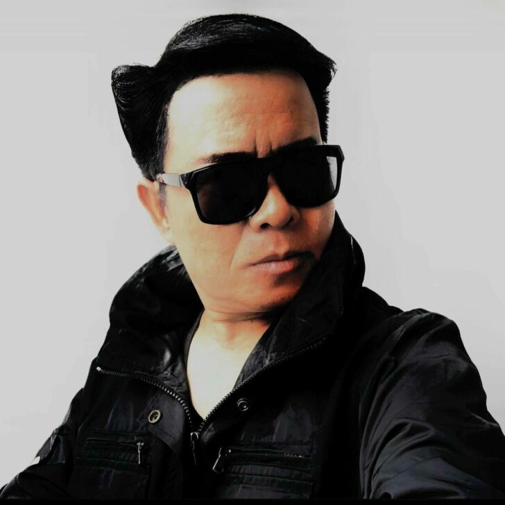 มนต์สิทธิ์ คำสร้อย