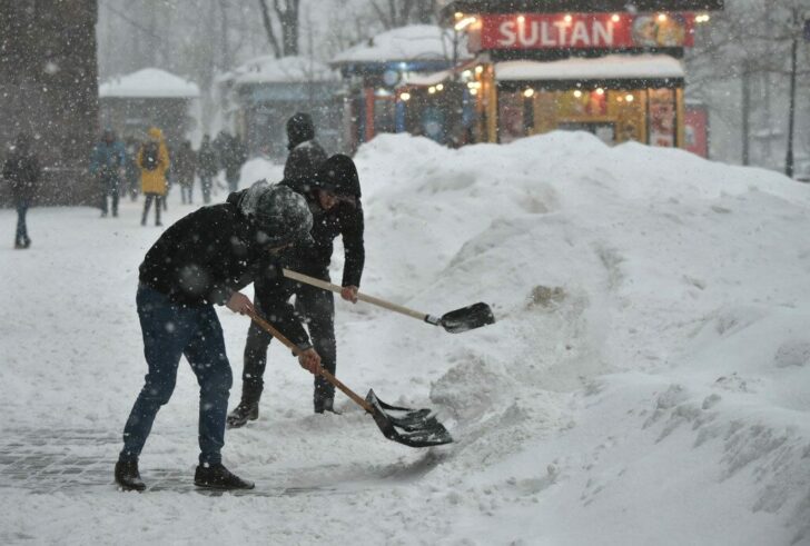 UKRAINE-WEATHER-SNOWFALL