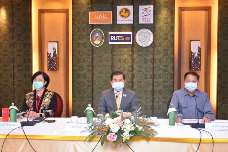 นิพนธ์ บุญญามณี