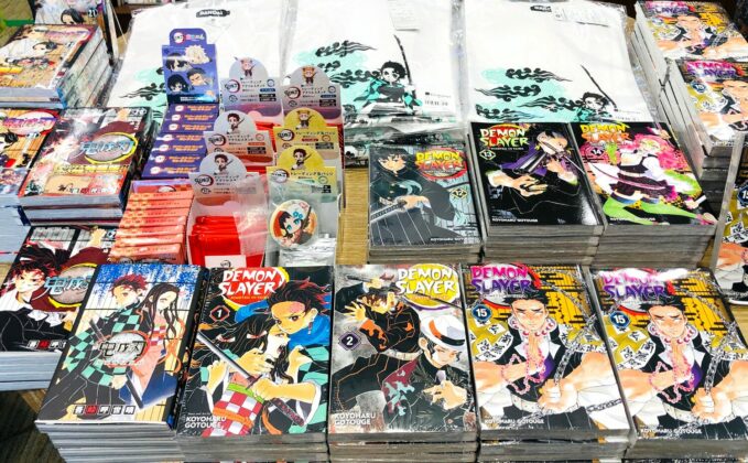 Demon Slayer: Kimetsu no Yaiba ฮีโร่จากมังงะ ช่วยวงการสิ่งพิมพ์ญี่ปุ่นเบิกบานอีกครั้ง