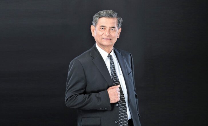 คุณชวลิต ถนอมถิ่น