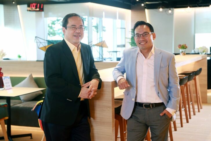 คุณอนุพงษ์-คุณวิทการ