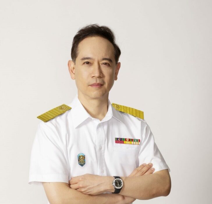 ดร.นาฬิกอติภัค แสงสนิท