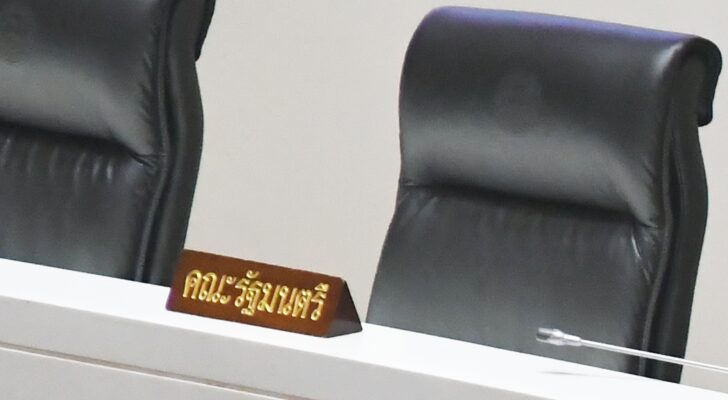 สถานีคิดเลขที่ 12 : เมื่อต้องปรับ ครม. แม้ว่าจะไม่มีสัญญาณชัดเจน หลังการเปิด