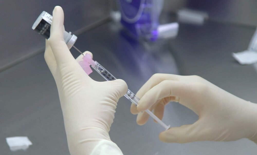 ‘หมอยง’ ชี้ วัคซีนโควิด-19 ถ้าฉีดก่อนป้องกันการติดเชื้อ หรือลดความรุนแรงได้