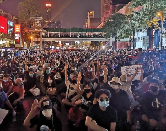 24 มิถุนา 63 ถึง 24 มีนา 64 จากประกาศย่ำรุ่งถึงปราศรัยที่ไม่ใช่ครั้งสุดท้าย ‘ตราบใดไม่ยอมแพ้ เผด็จการก็ไม่มีวันชนะ’