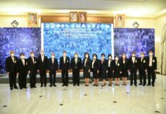 นายกฯ พล.อ. ประยุทธ์ เป็นประธาน ลงนามข้อตกลง 12 กระทรวง และ กทม. ระดมสรรพกำลังช่วย“กลุ่มเปราะบาง” พ้นความยากจนโดยเร็ว