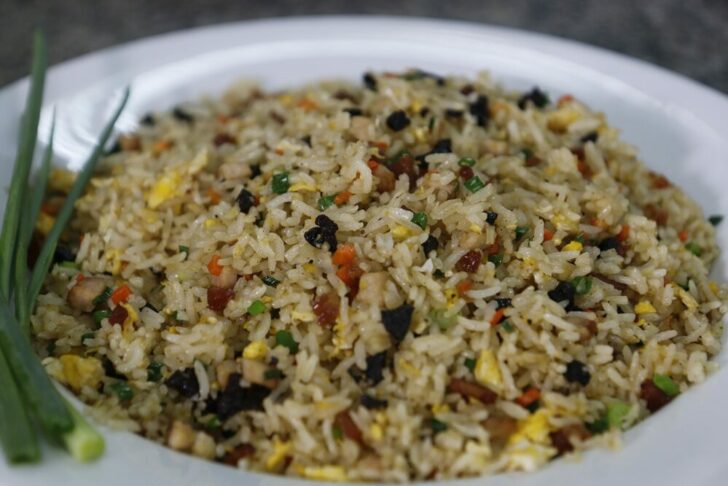 ข้าวผัดโบราณ