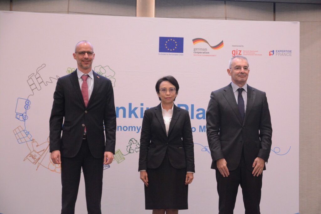 This image is not belong to us