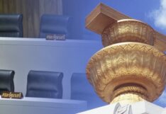 สถานีคิดเลขที่ 12 : กอดระเบิด