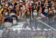 ที่เห็นและเป็นไป : ภาพสะท้อนจากพม่า ที่เห็นและเป็นไป : ภาพสะท้อนจากพม่า