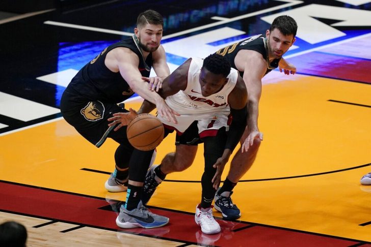 Victor Oladipo, Killian Tillie, John Konchar