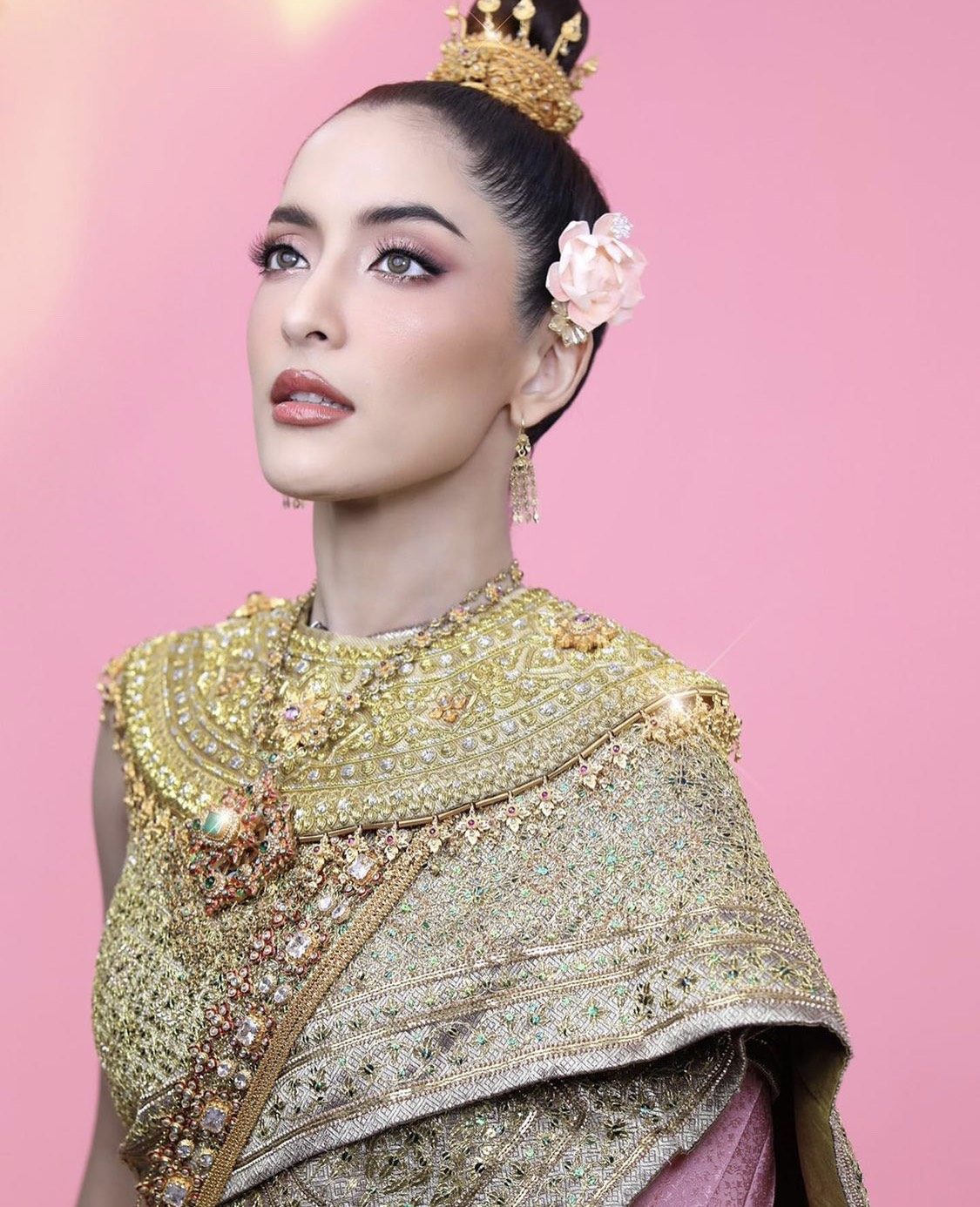 พิ้งกี้-นุ้ย สุจิรา แปลงโฉมเป็นนางสงกรานต์ 'รากษสเทวี' อวด ...