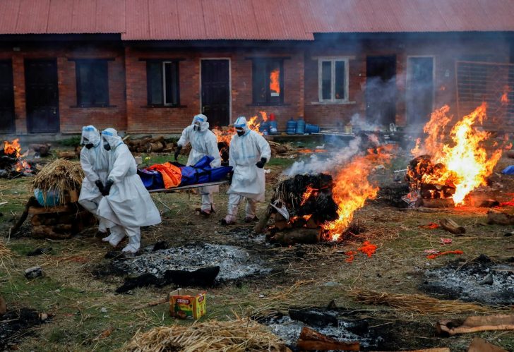 2021-05-12T004051Z_65896994_RC2LDN9UMDRV_RTRMADP_3_HEALTH-CORONAVIRUS-NEPAL
