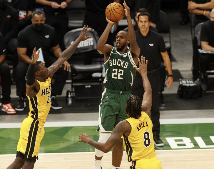 NBA: Playoffs-Miami Heat at Milwaukee Bucks