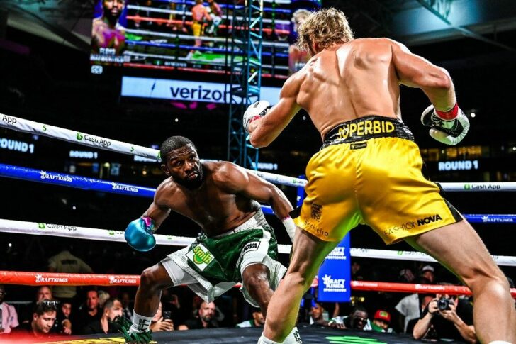 Ex-world welterweight champion Mayweather fights YouTube star Logan Paul