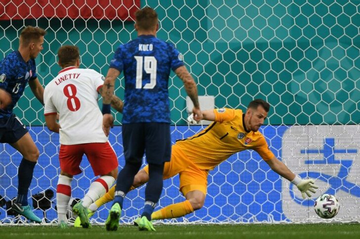 FBL-EURO-2020-2021-MATCH10-POL-SVK