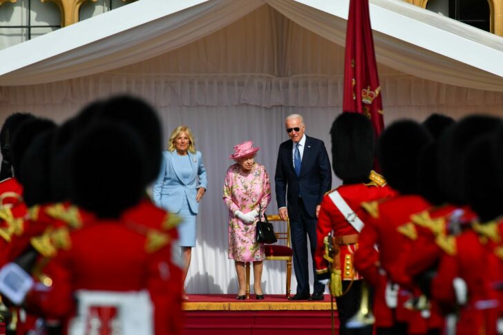 2021-06-13T172440Z_487004693_RC2TZN95AMTS_RTRMADP_3_G7-SUMMIT-ROYALS