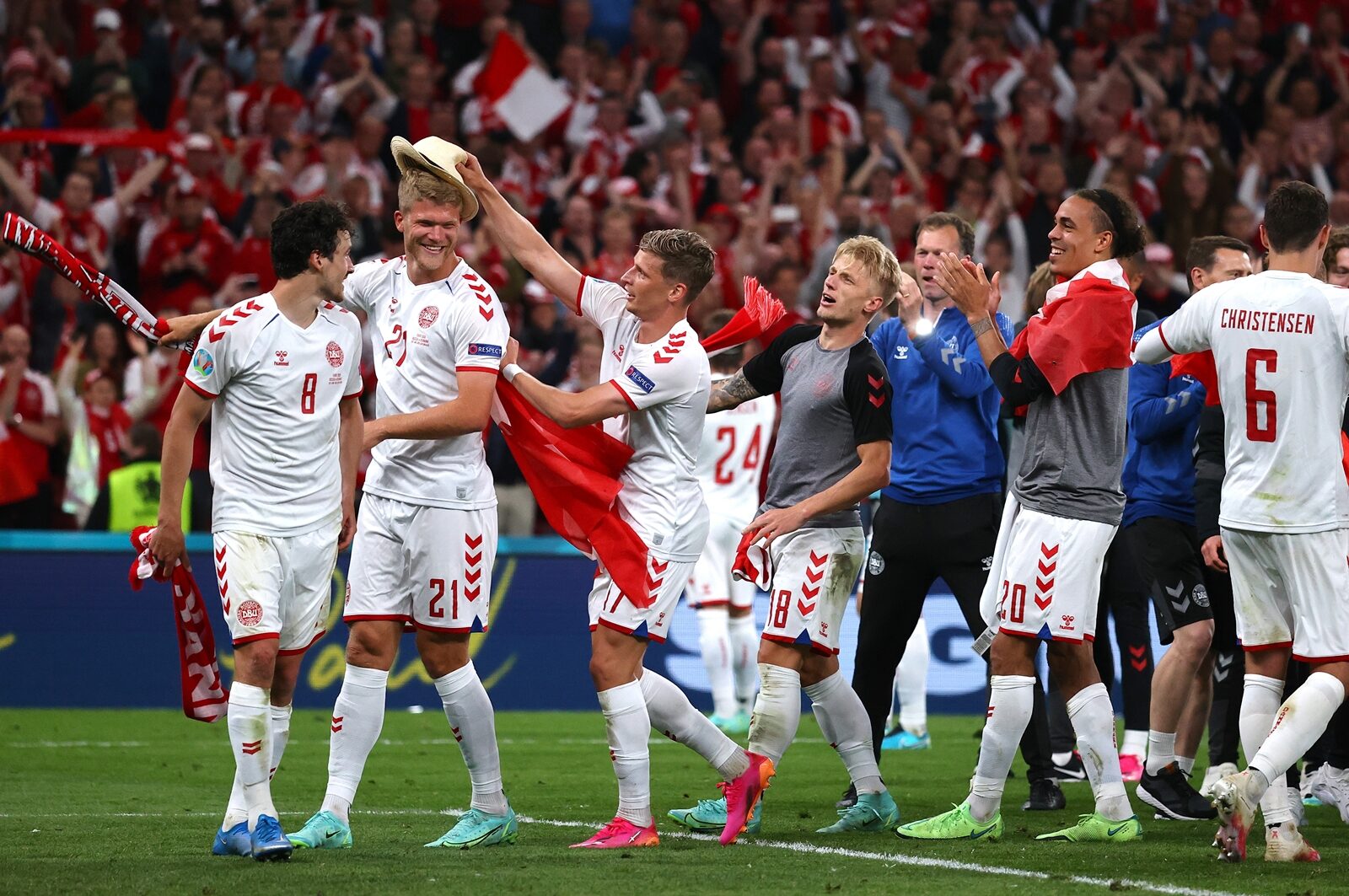 Euro 2020 - Group B - Russia v Denmark