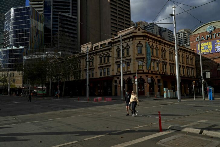 2021-06-26T080815Z_420973860_RC248O998NZA_RTRMADP_3_HEALTH-CORONAVIRUS-AUSTRALIA