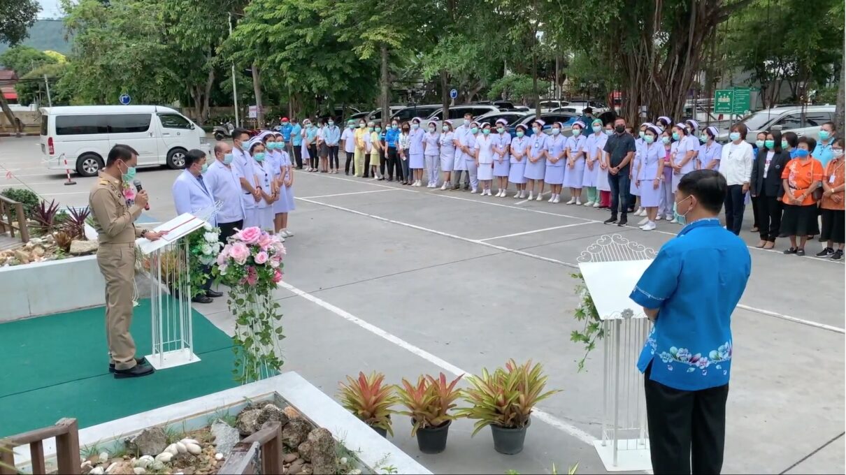 รพ.เกาะสมุย ส่งนักรบชุดขาวช่วยโรงพยาบาล บุษราคัมสู้ภัย โควิด-19
