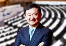 คนตกสีที่อยู่อีกฝั่งหนึ่ง : เราจะคิดถึงใครสักคนหนึ่งในเวลาใด…