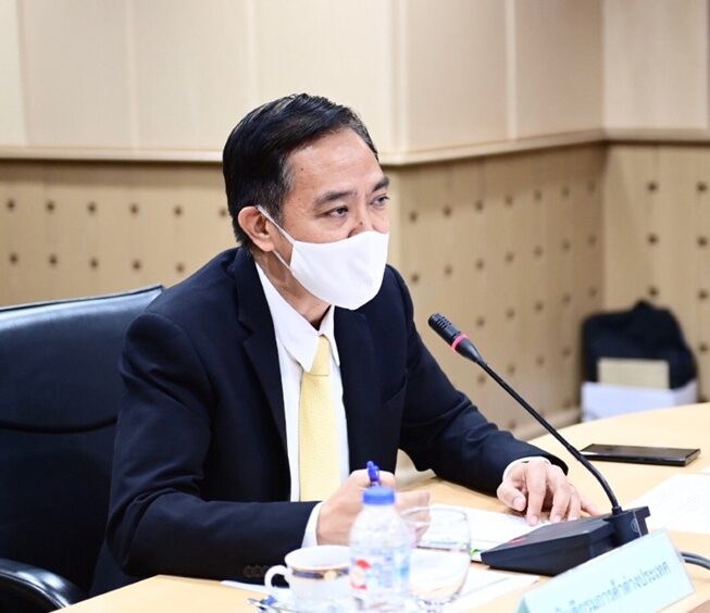 อธ คต
