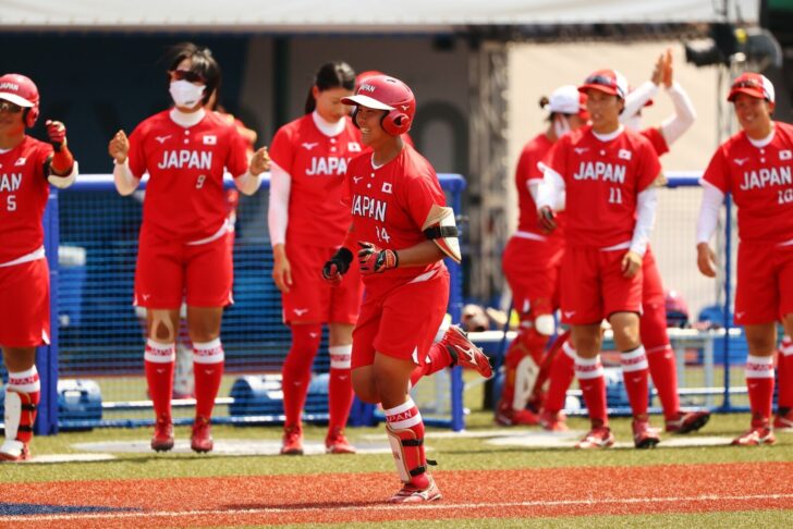 Softball - Women - Opening Round - Australia v Japan