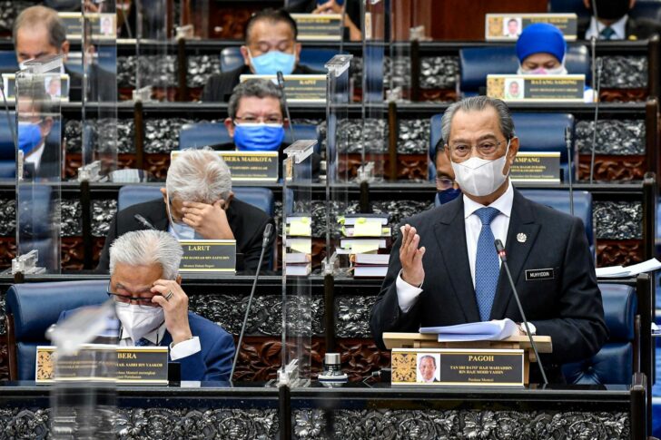 2021-07-26T043442Z_559298755_RC24SO9C9GI3_RTRMADP_3_MALAYSIA-POLITICS