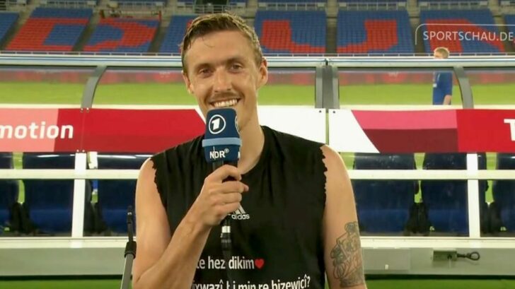 Max Kruse mit Heiratsantrag vor laufender Kamera