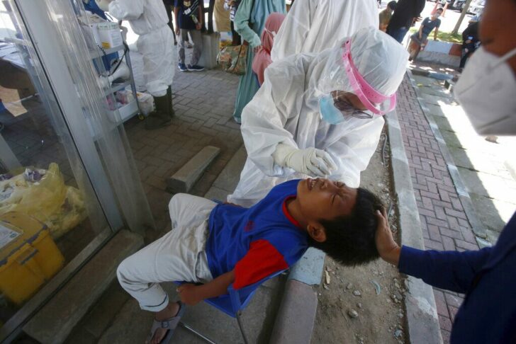 Virus Outbreak Indonesia