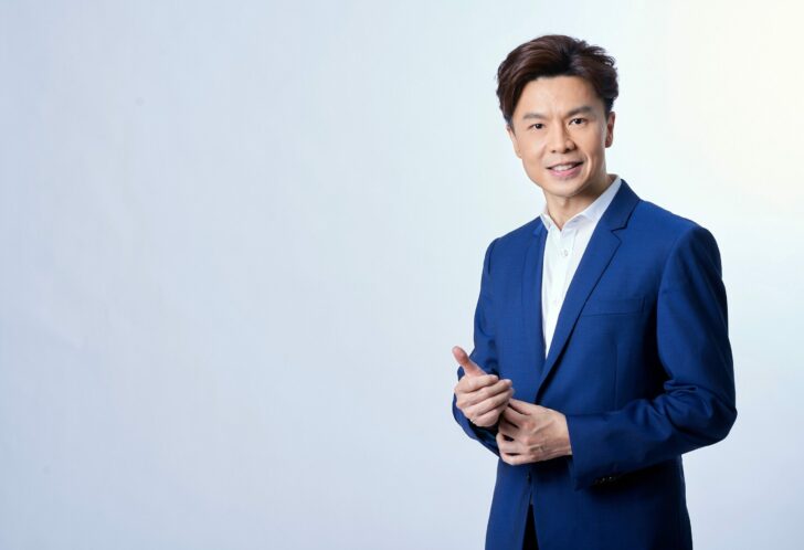 นายขยล ตันติชาติวัฒน์