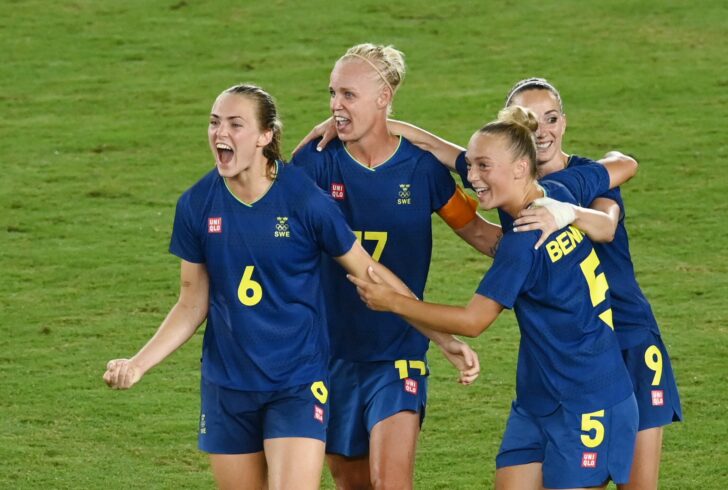 Soccer Football - Women - Semifinal - Australia v Sweden