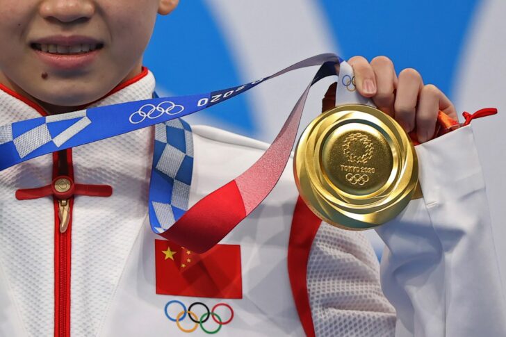 Diving - Women's 10m Platform - Medal Ceremony